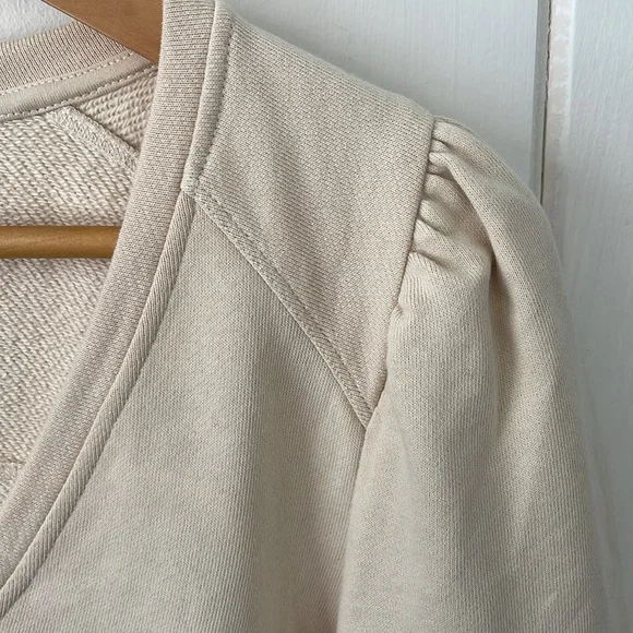 Me+Em Sweatshirt. Cream. Puff sleeves v neck size Medium - Picture 3 of 10